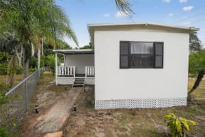 2001 LINDA AVENUE, ORMOND BEACH, FL 32174 - MLS#MFRV4946725