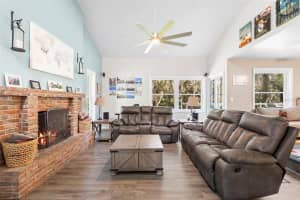 385 COUNTRY CIRCLE DRIVE, PORT ORANGE, FL 32128 - MLS#MFRV4946777