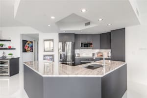 241 RIVERSIDE DRIVE, HOLLY HILL, FL 32117 - MLS#MFRV4946888