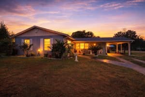 1541 N Page Dr, DELTONA