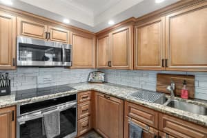 2947 ATLANTIC AVENUE, DAYTONA BEACH, FL 32118 - MLS#MFRV4947031