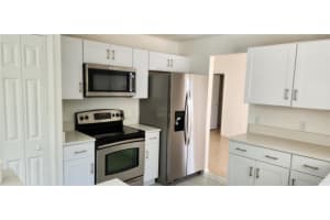 2856 TRENTON LANE, DELTONA, FL 32738 - MLS#MFRV4947085