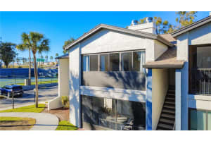 2 ESCONDIDO CIRCLE, ALTAMONTE SPRINGS, FL 32701 - MLS#MFRV4947173