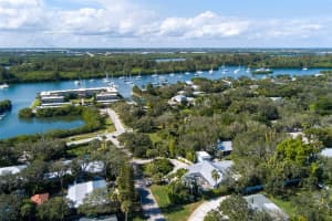 315 GREYTWIG ROAD, VERO BEACH, FL 32963 - MLS#MFRV4947182