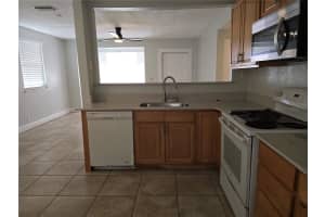 925 SCHOOL STREET, DAYTONA BEACH, FL 32114 - MLS#MFRV4947277