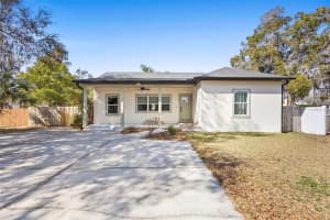 104 S Stone St, DELAND