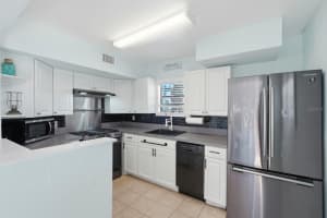 7 CLARENDON COURT, DAYTONA BEACH, FL 32118 - MLS#MFRV4947390