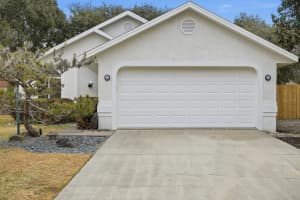 4607 Saxon Dr, NEW SMYRNA BEACH
