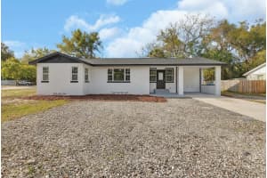 218 Lucerne Dr, DEBARY