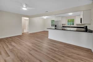 218 LUCERNE DRIVE, DEBARY, FL 32713 - MLS#MFRV4947404