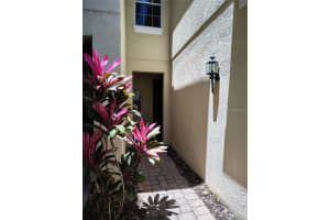 6043 STRADA ISLE WAY, ORLANDO, FL 32835 - MLS#MFRV4947422