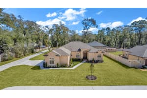 2210 SPARKMAN AVENUE, ORANGE CITY, FL 32763 - MLS#MFRV4947439