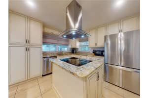 303 HERMITS TRAIL, ALTAMONTE SPRINGS, FL 32701 - MLS#MFRV4947465