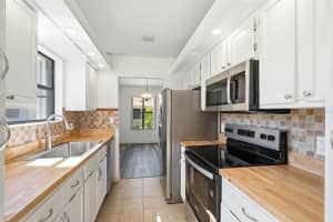 714 FOX TAIL COURT, NEW SMYRNA BEACH, FL 32168 - MLS#MFRV4947605