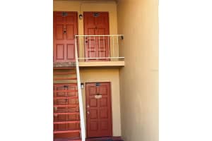 1000 LAKE OF THE WOODS BOULEVARD, FERN PARK, FL 32730 - MLS#MFRV4947751