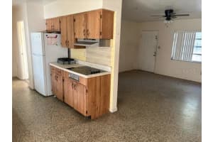 8 FLAMEVINE LANE, DEBARY, FL 32713 - MLS#MFRV4947762