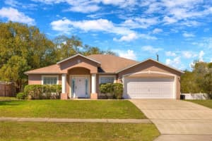 2062 Dearing Ave, DELTONA