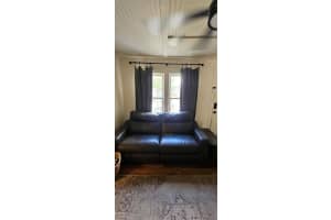 133 Lucie Ave Deland, FL 32720 - Off Market