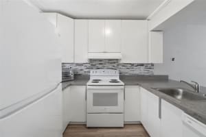 100 KENTUCKY AVENUE, DELAND, FL 32724 - MLS#MFRV4947813