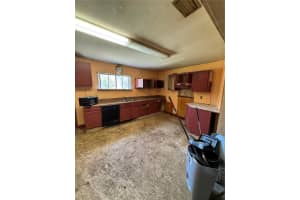 38611 MARSHALL STREET, UMATILLA, FL 32784 - MLS#MFRV4947870