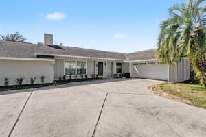 1148 LAKE FRANCIS DRIVE, APOPKA, FL 32712 - MLS#MFRV4947896