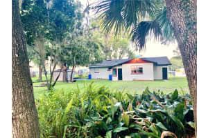 701 DELAWARE AVENUE, DELAND, FL 32720 - MLS#MFRV4947907