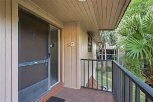 100 SWEETGUM WOODS COURT, DELTONA, FL 32725 - MLS#MFRV4947959