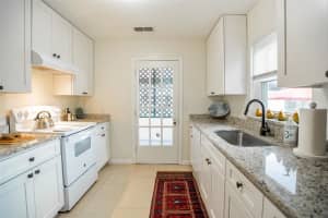 121 LEON AVENUE, DELAND, FL 32720 - MLS#MFRV4948018