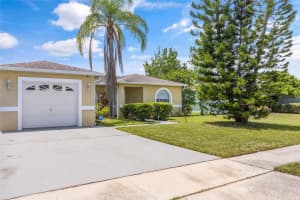 2430 QUAIL RUN BOULEVARD, KISSIMMEE, FL 34744 - MLS#MFRV4948022