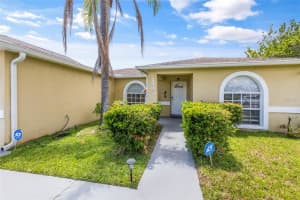 2430 QUAIL RUN BOULEVARD, KISSIMMEE, FL 34744 - MLS#MFRV4948022
