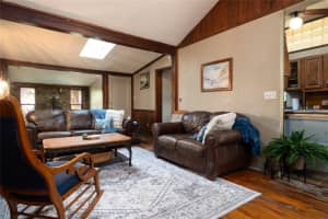 5560 PARK, DE LEON SPRINGS, FL 32130 - MLS#MFRV4948042