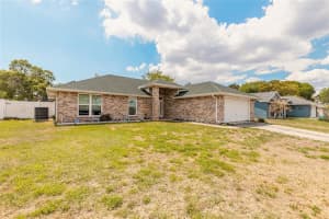 2431 WEATHERFORD DRIVE, DELTONA, FL 32738 - MLS#MFRV4948158