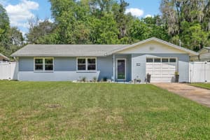 327 LONDON ROAD, DAYTONA BEACH, FL 32117 - MLS#MFRV4948167