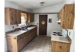 2711 DRISTOL LANE, DELTONA, FL 32738 - MLS#MFRV4948187