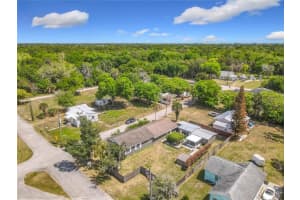 265 Newcomb St, NEW SMYRNA BEACH