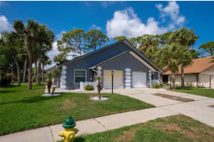 4538 ROCKLEDGE LANE, PORT ORANGE, FL 32127 - MLS#MFRV4948308