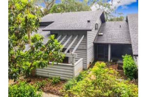 902 VILLAGE GREEN ROAD, DELAND, FL 32720 - MLS#MFRV4948358