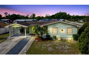 2444 Hope Ave, DELTONA