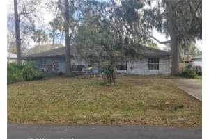 2911 Vista Palm Dr, EDGEWATER