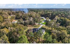 1933 S FARM ROAD, DELAND, FL 32720 - MLS#MFRV4948443