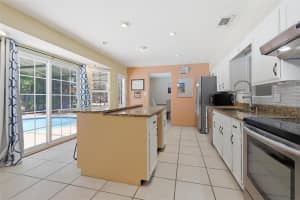 1433 RIDGEWOOD AVENUE, DELAND, FL 32720 - MLS#MFRV4948465