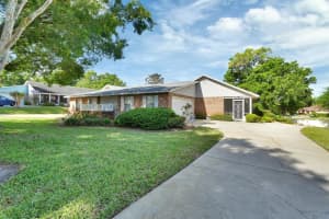 2520 GLEN EAGLES DRIVE, DELAND, FL 32724 - MLS#MFRV4948478