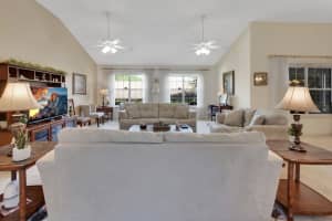 2520 GLEN EAGLES DRIVE, DELAND, FL 32724 - MLS#MFRV4948478