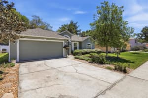 923 CASCADES PARK TRAIL, DELAND, FL 32720 - MLS#MFRV4948491