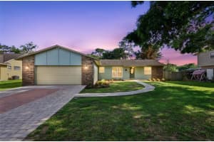 103 Kaywood Dr, SANFORD