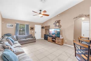 1845 6TH AVENUE, DELAND, FL 32724 - MLS#MFRV4948555