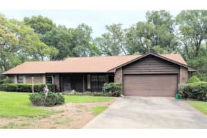 2025 Larchmont Dr, DELAND