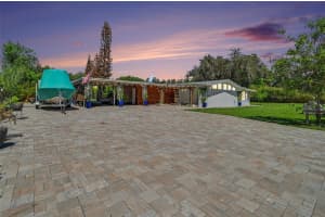 2207 POINSETTIA DRIVE, DELAND, FL 32724 - MLS#MFRV4948588