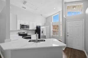 124 KELLY CIRCLE, SANFORD, FL 32773 - MLS#MFRV4948689