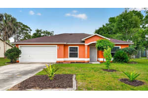 3223 Travelers Palm Dr, EDGEWATER